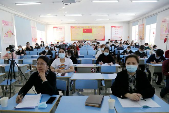 加格达奇区小学最新动态报道